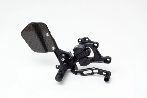 Commandes reculées Gilles ajustables VCR38GT noirKAWASAKI 600 NINJA ZX-6 R (ZX600R) – 2009 – 2012Ref : GILL00094A / 1091941