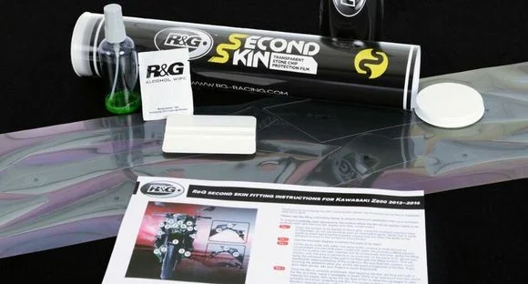 Film de protection R&G Racing transparentSUZUKI 1000 GSX-S 1000 GT – 2022 – 2025Ref : RGR00218A / 1122493