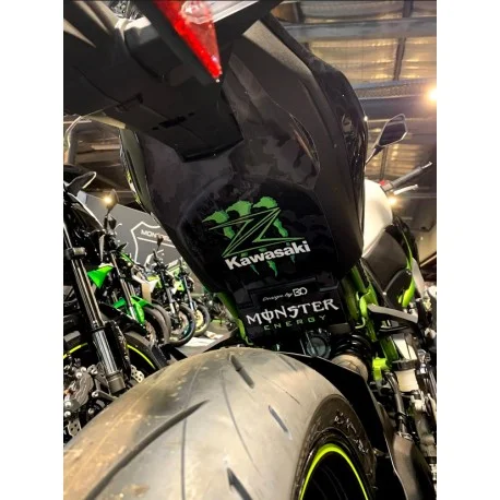 Kit deco passage de roue MONSTER KAWASAKI Z900 2017-2024