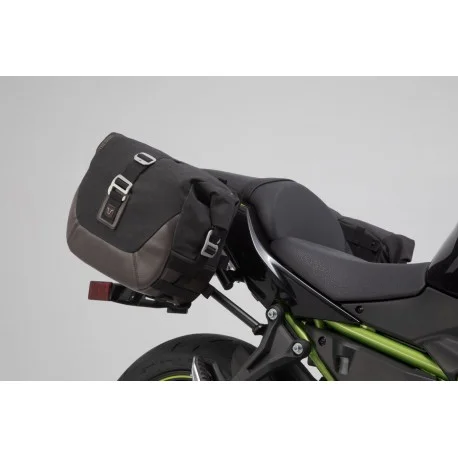 Kit sacoche laterale SW MOTECH Legend Gear KAWASAKI Z650 2016-2021
