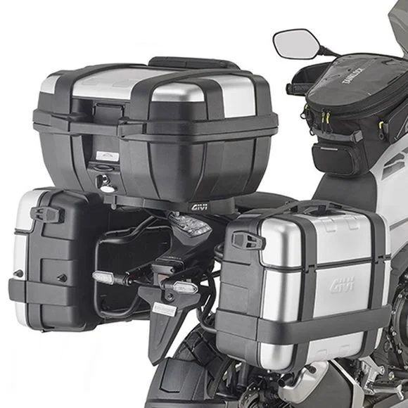 Support valises Givi PL ONE FIT pour les valises Monokey Cam side trekker outback – NoirAPRILIA 660 TUAREG 660 – 2021 – 2025Ref : PLO6710CAM